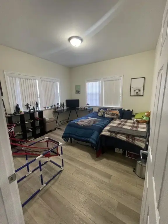 Picture 25