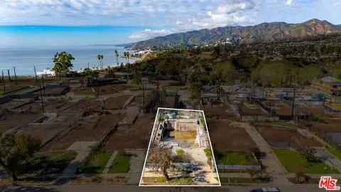 Land in Pacific Palisades, CA