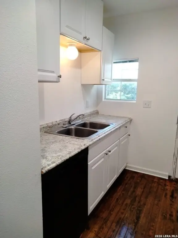 Picture 19