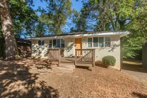 Renovated Duplex in Growing Atlanta