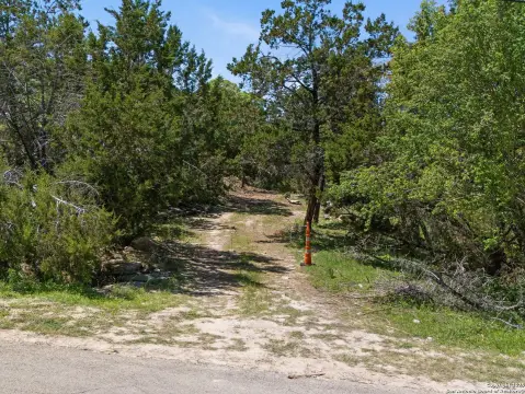 Residential Lot Near Canyon Lake