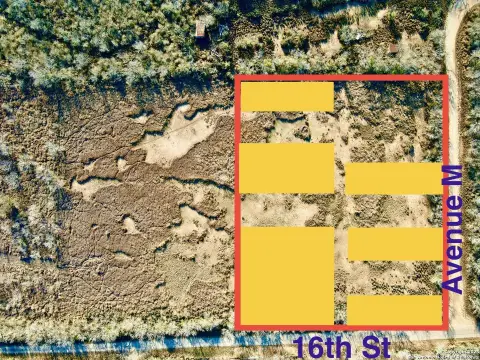 Residential Lots in Christine, TX