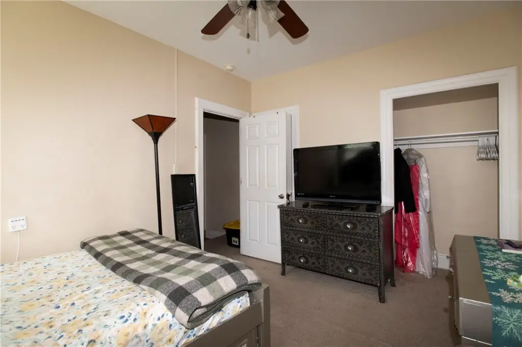 Picture 28