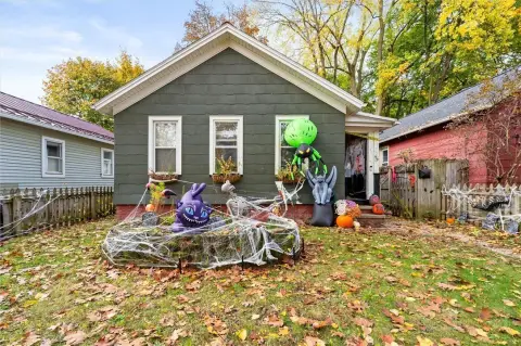 Two Homes in South Wedge