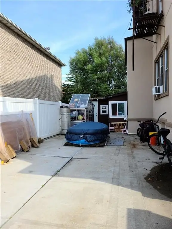 Picture 3