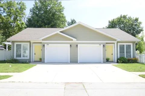 Furnished Duplex with Private Patios