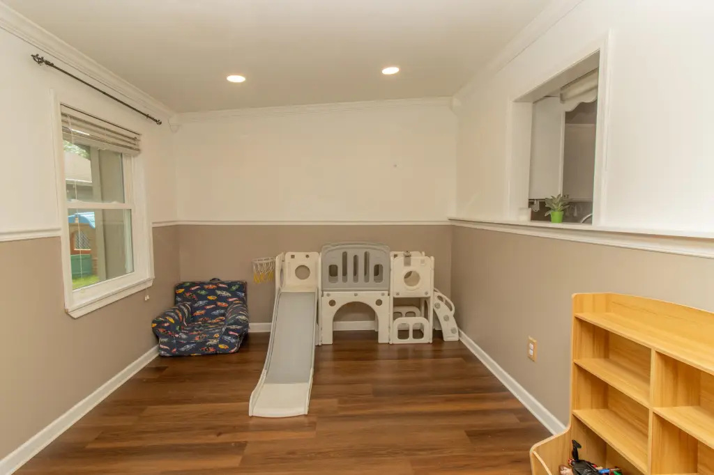 Picture 10
