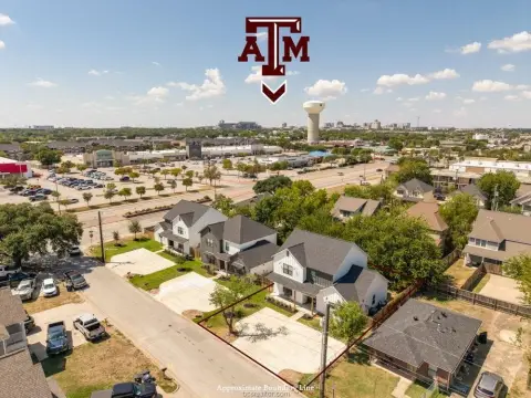 3-Residence Multifamily Property