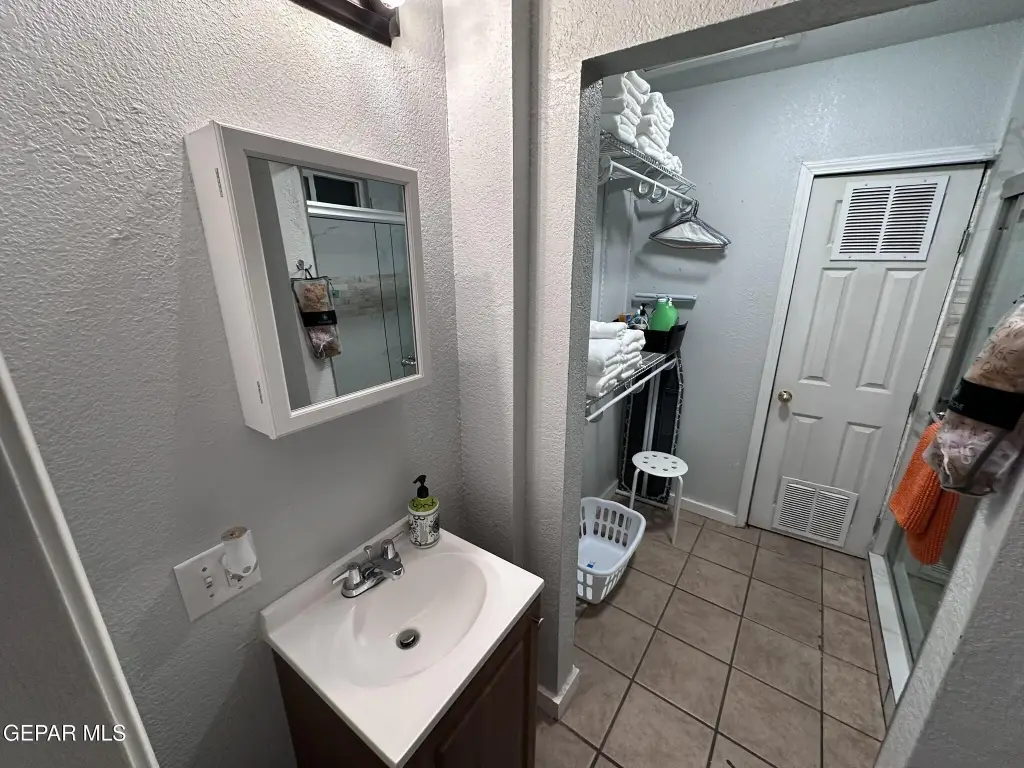Picture 23