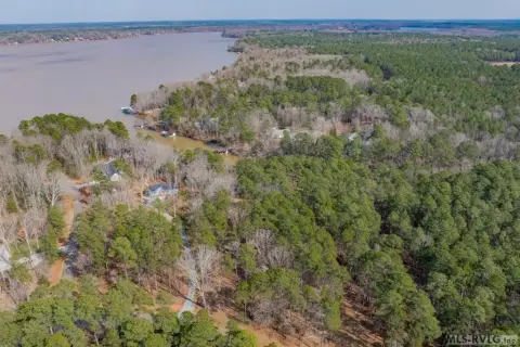 Waterfront Lot in Tranquil Boydton