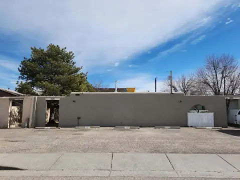 4-Unit Quadplex