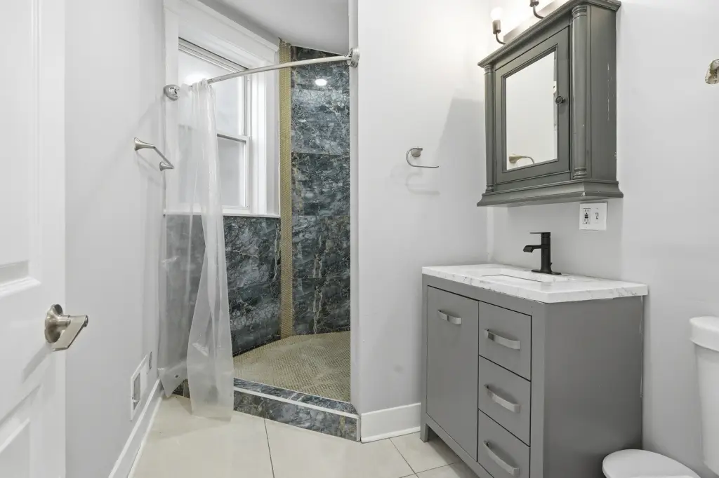 Picture 8