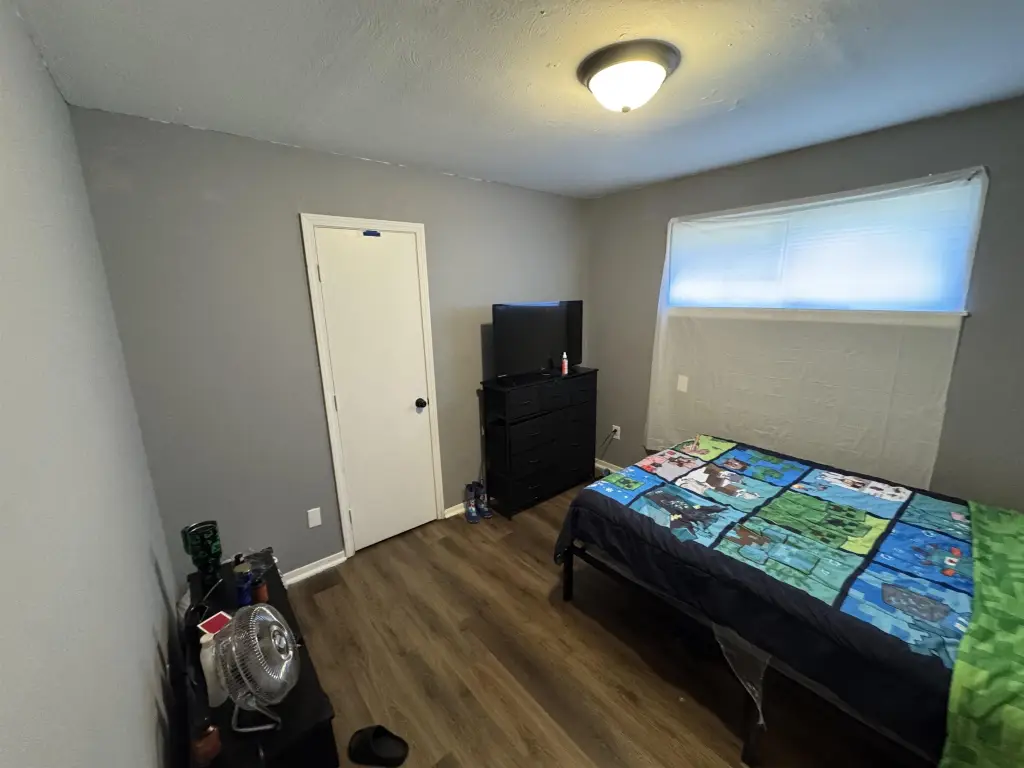 Picture 10