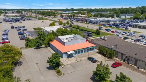 Freestanding Restaurant Building