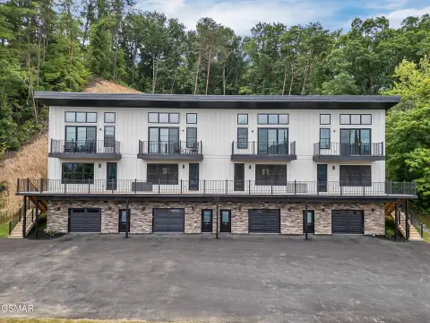 Turnkey Pigeon Forge Townhome Investment