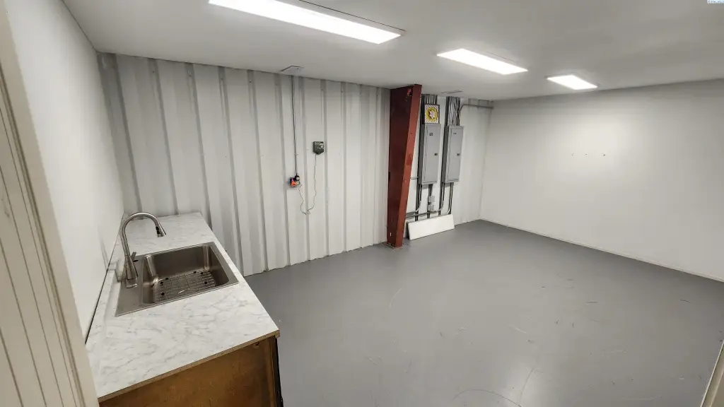 Picture 19