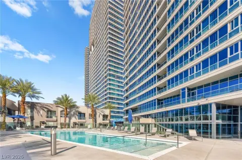 Panorama Towers Luxury Townhome