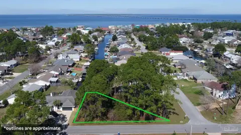Gulf Breeze Residential Lot Opportunity