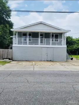 Pensacola Quadruplex with Expansion Potential