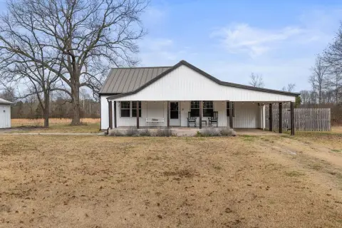 Farmhouse on 12 Acres