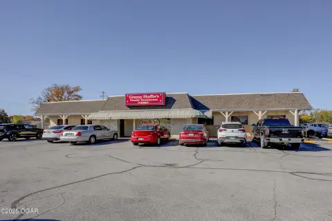 Freestanding Restaurant Building
