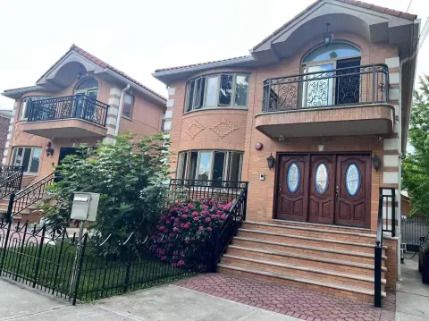 Flushing Two-Family Detached House