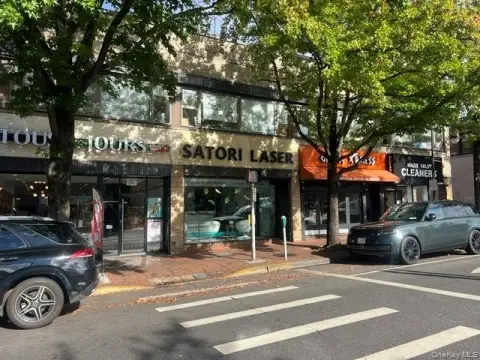 Built-Out Retail Space in Great Neck