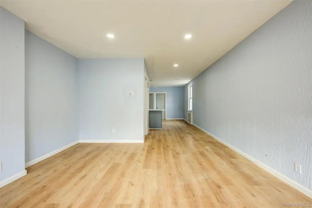 Picture 7