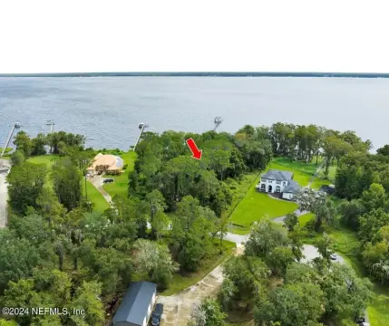 Riverfront Land in Palatka, Florida