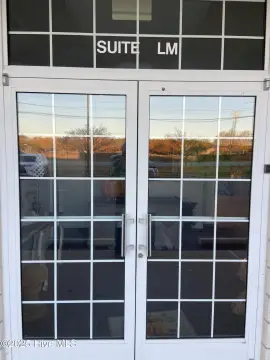 Adaptable Commercial Space For Rent