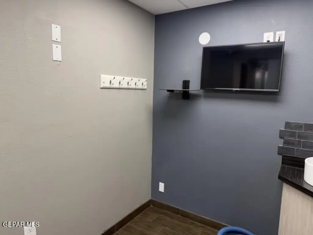 Picture 18