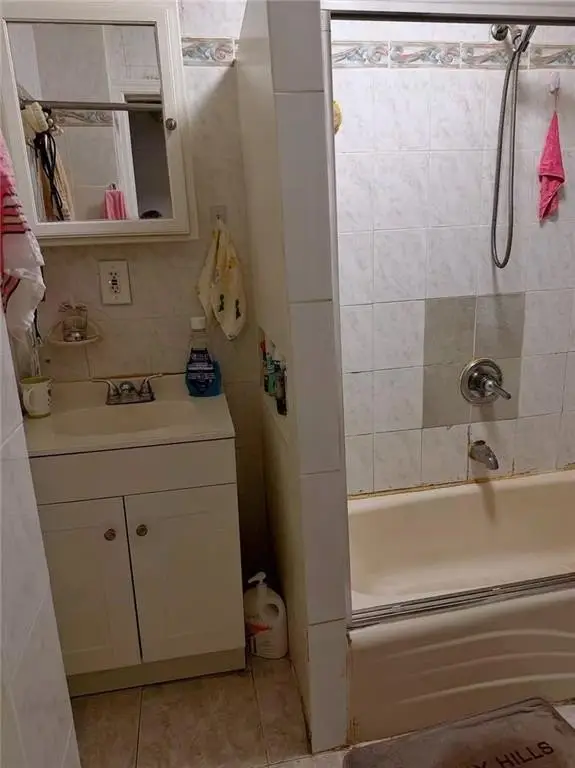 Picture 9