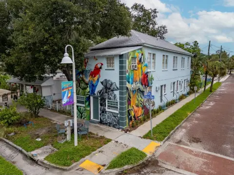 Four-Unit Quadplex with Separate Building
