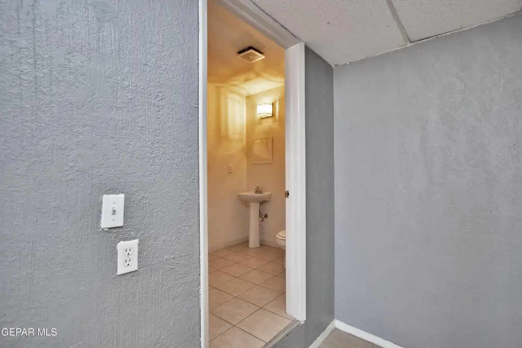 Picture 19