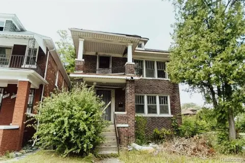 Detroit Duplex with Income Potential