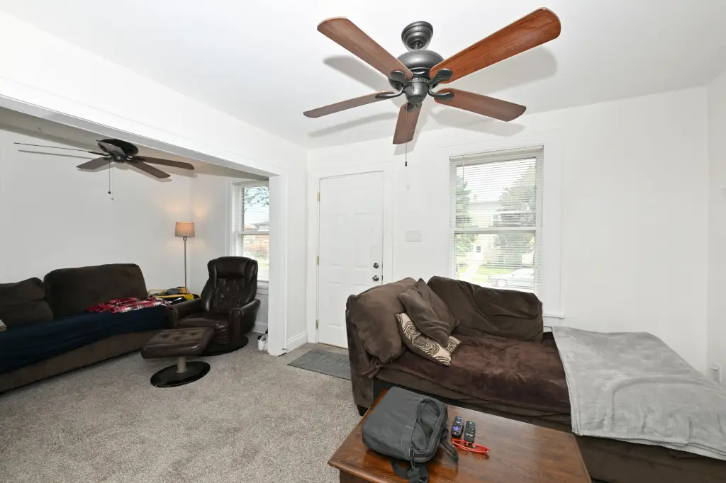 Picture 4