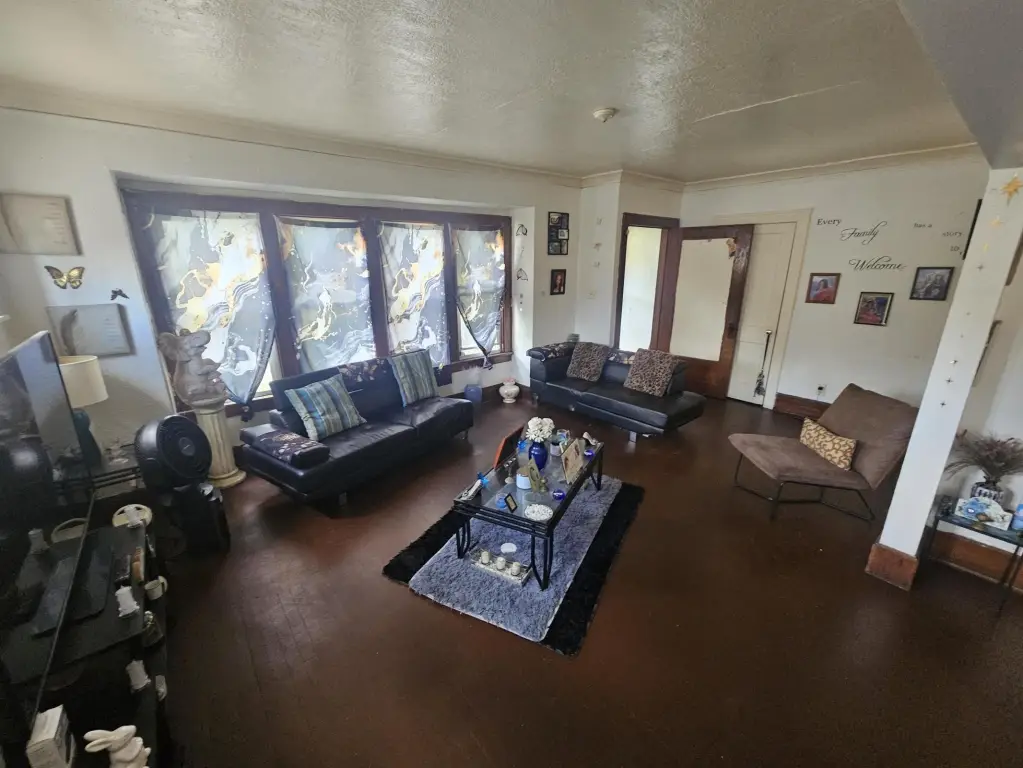 Picture 9