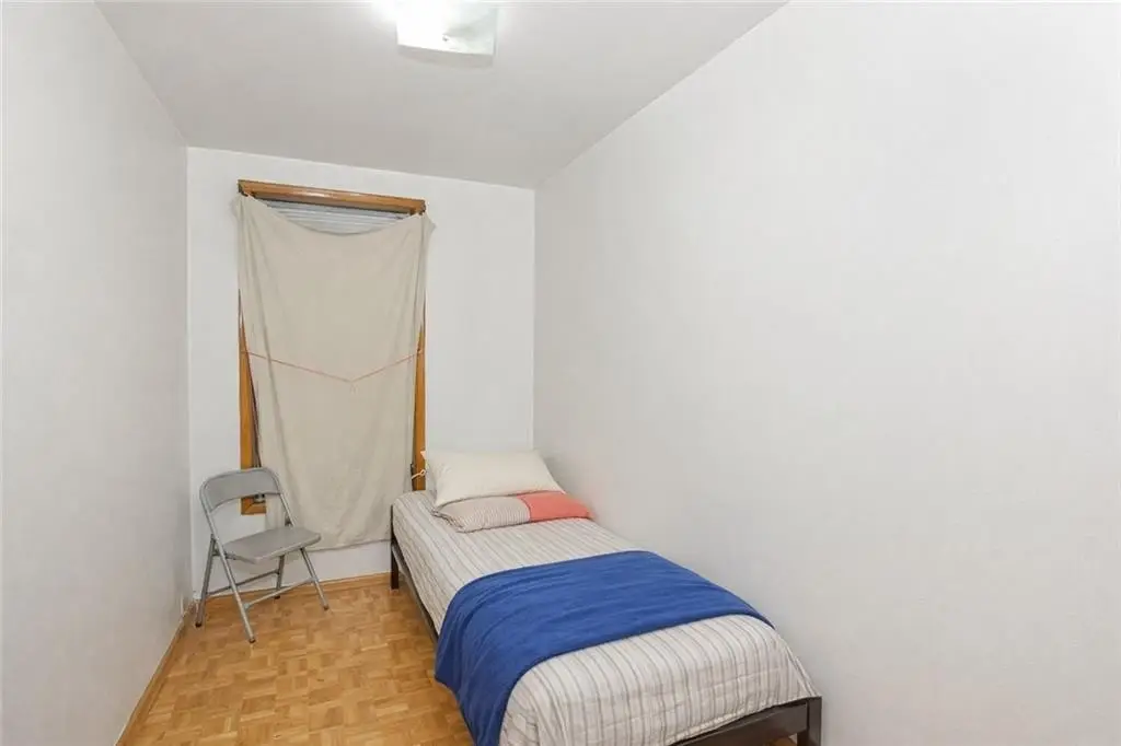 Picture 25
