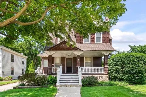 Historic Duplex with Upper Apartment