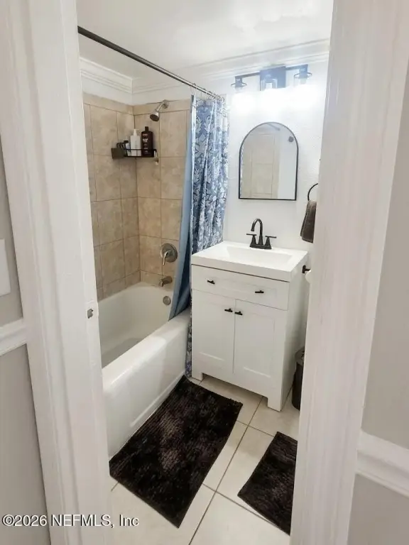 Picture 5