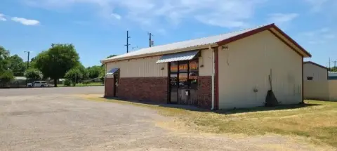 Retail Space on Highway 80