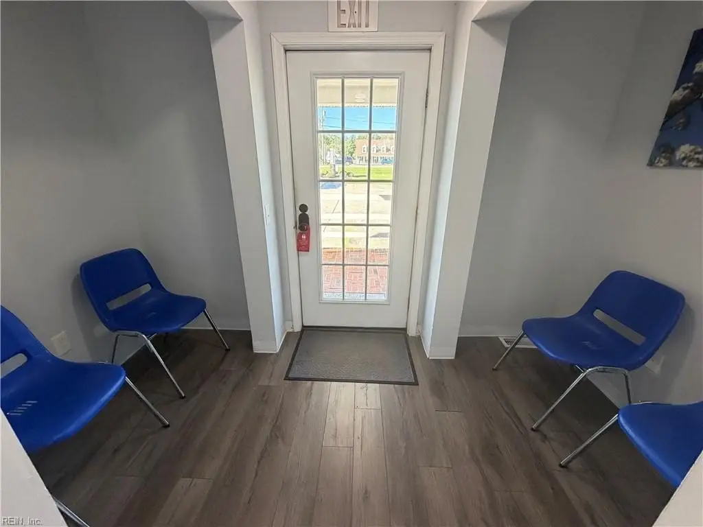 Picture 7