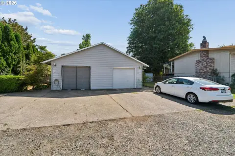 Single-Level Duplex with Garages