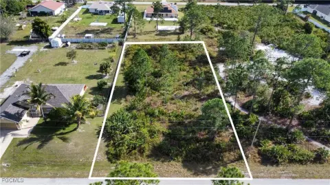 Lehigh Acres Buildable Lot