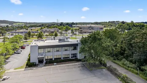 Versatile Commercial Building with Lab