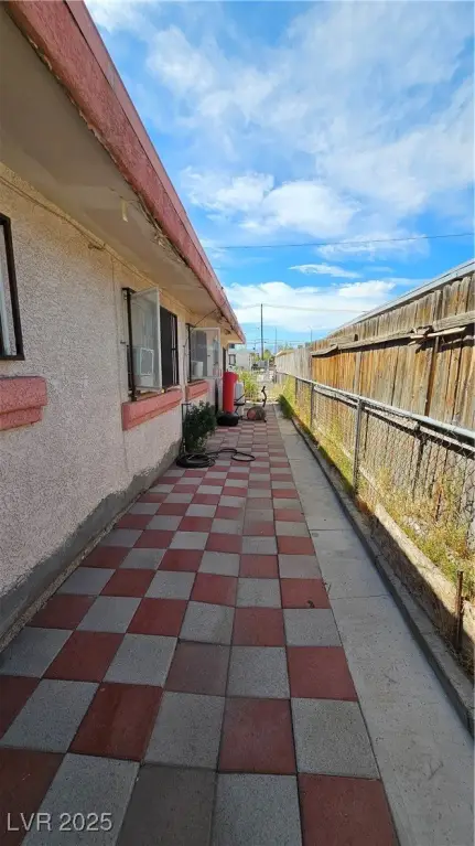 Picture 33