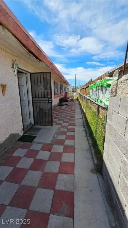 Picture 32