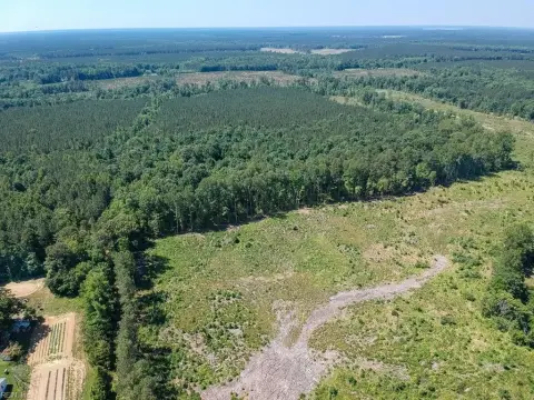 Creek-Bordered Recreational Land