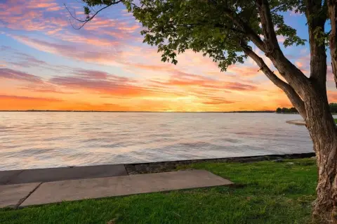Waterfront Land on Lake Ray Hubbard