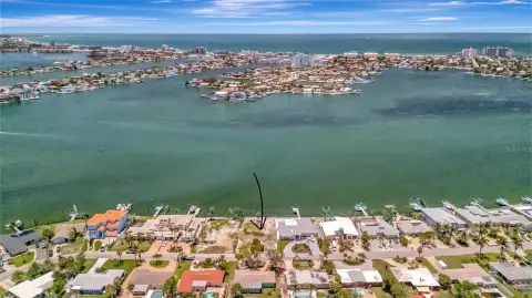 Waterfront Land in Pasadena Isle